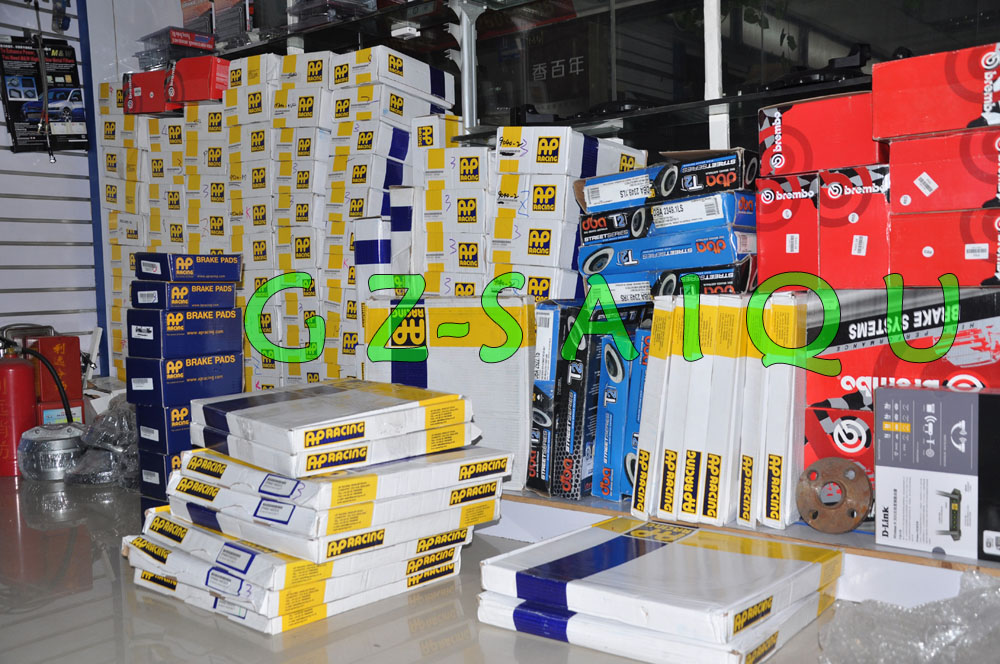 意大利原裝進口BREMBO剎車套裝 4活塞 6活塞 8活塞套裝均有現貨